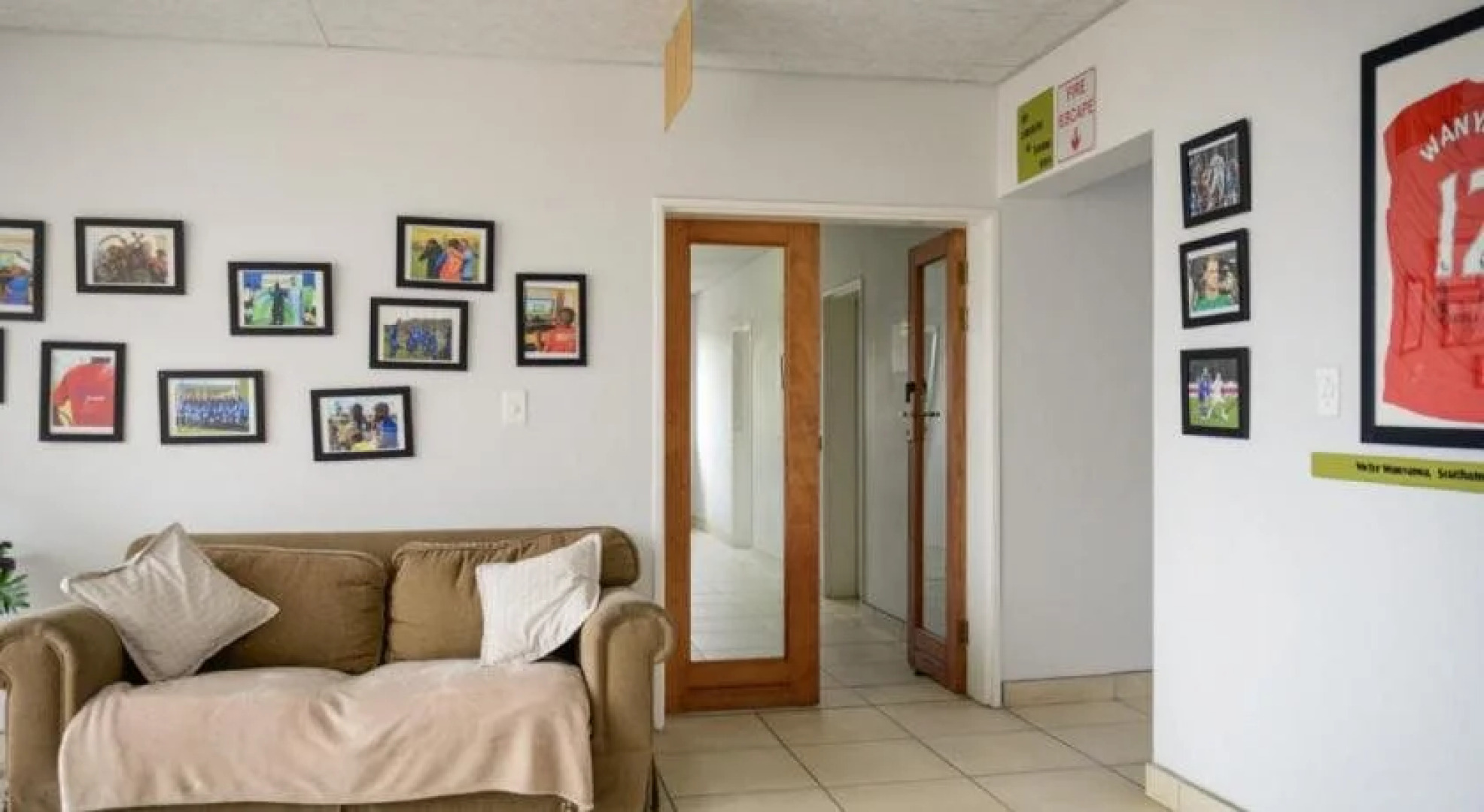 Hokahanya Inn & Conference Centre