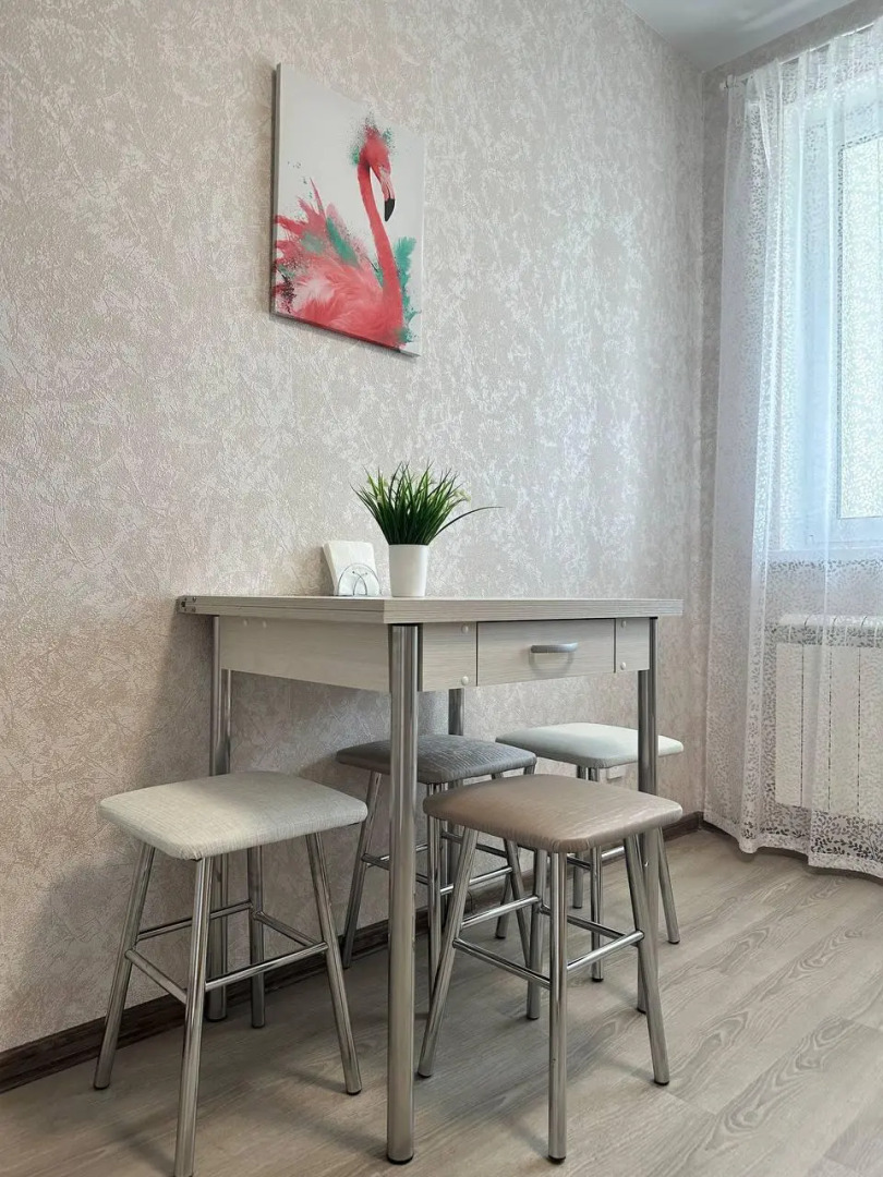 EasyRent на проспекте Карла Маркса 242