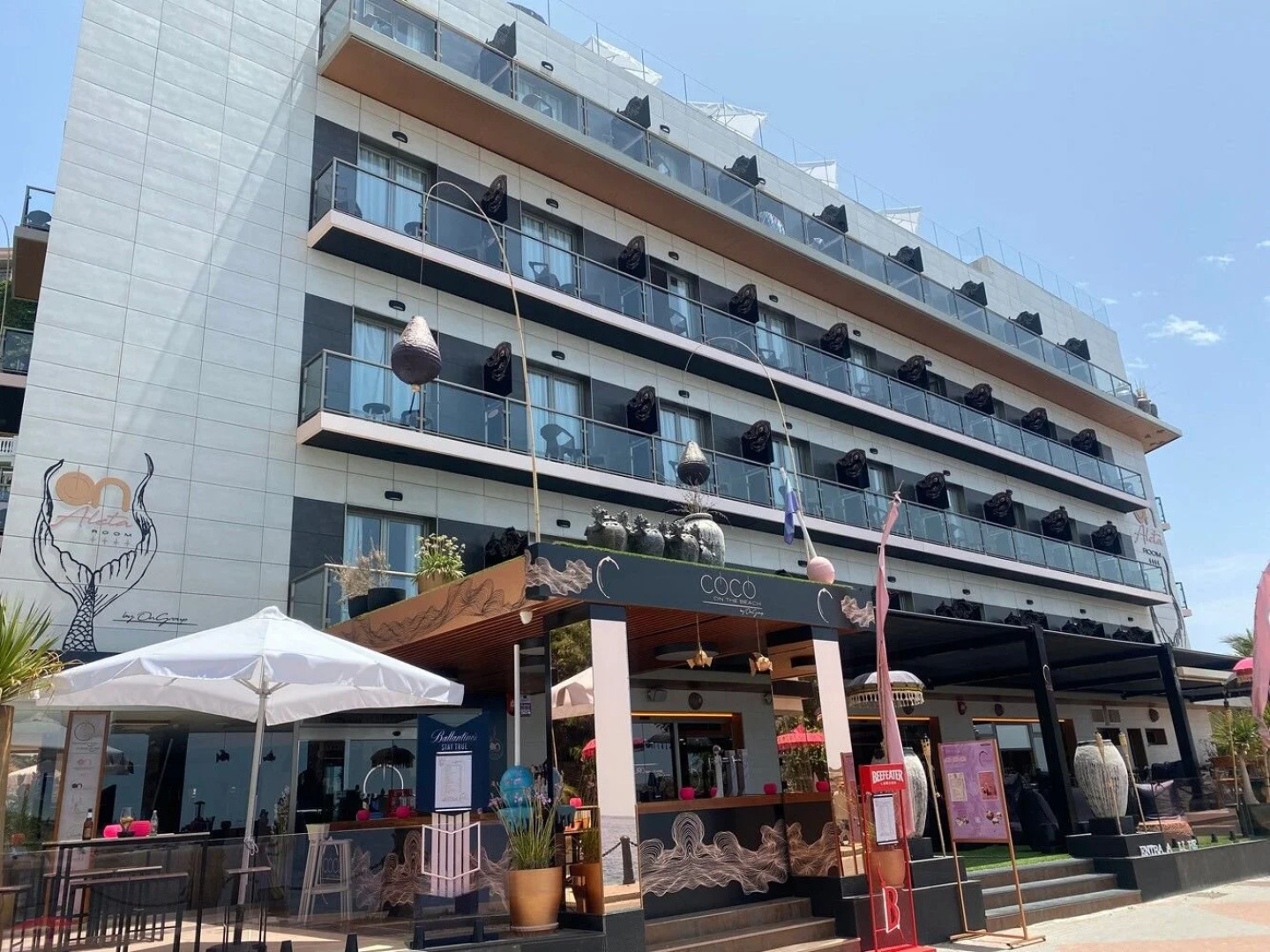 ON ALETA ROOM designed for adults