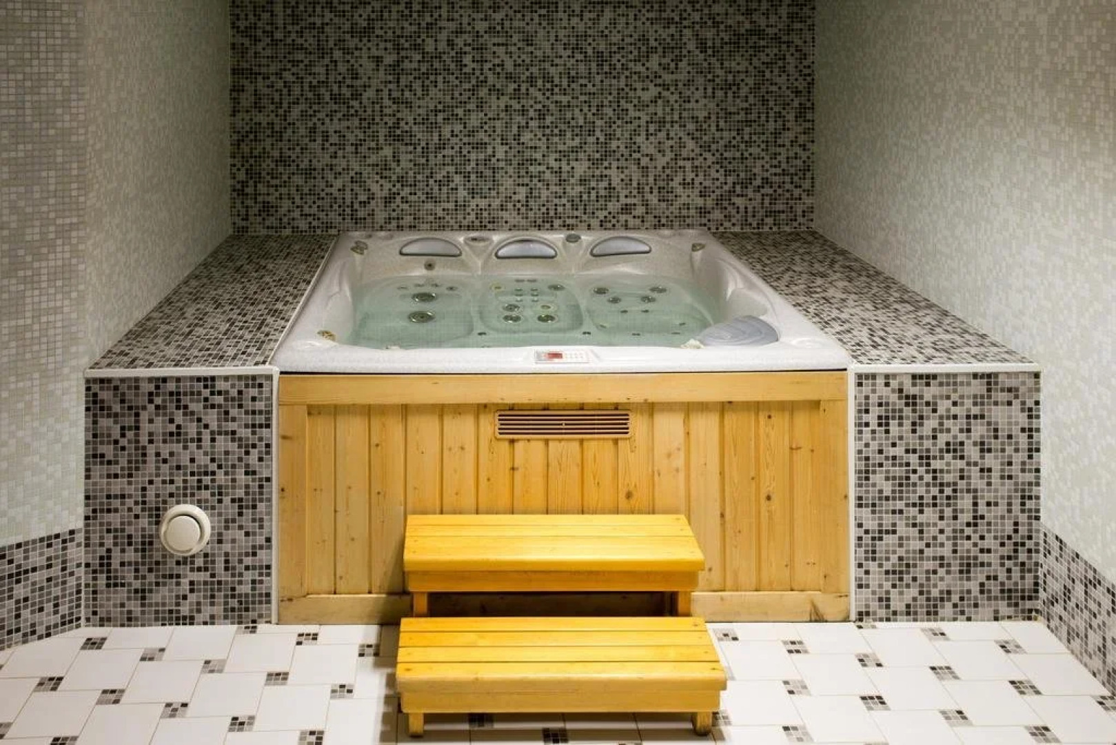 Horský Hotel Podjavorník