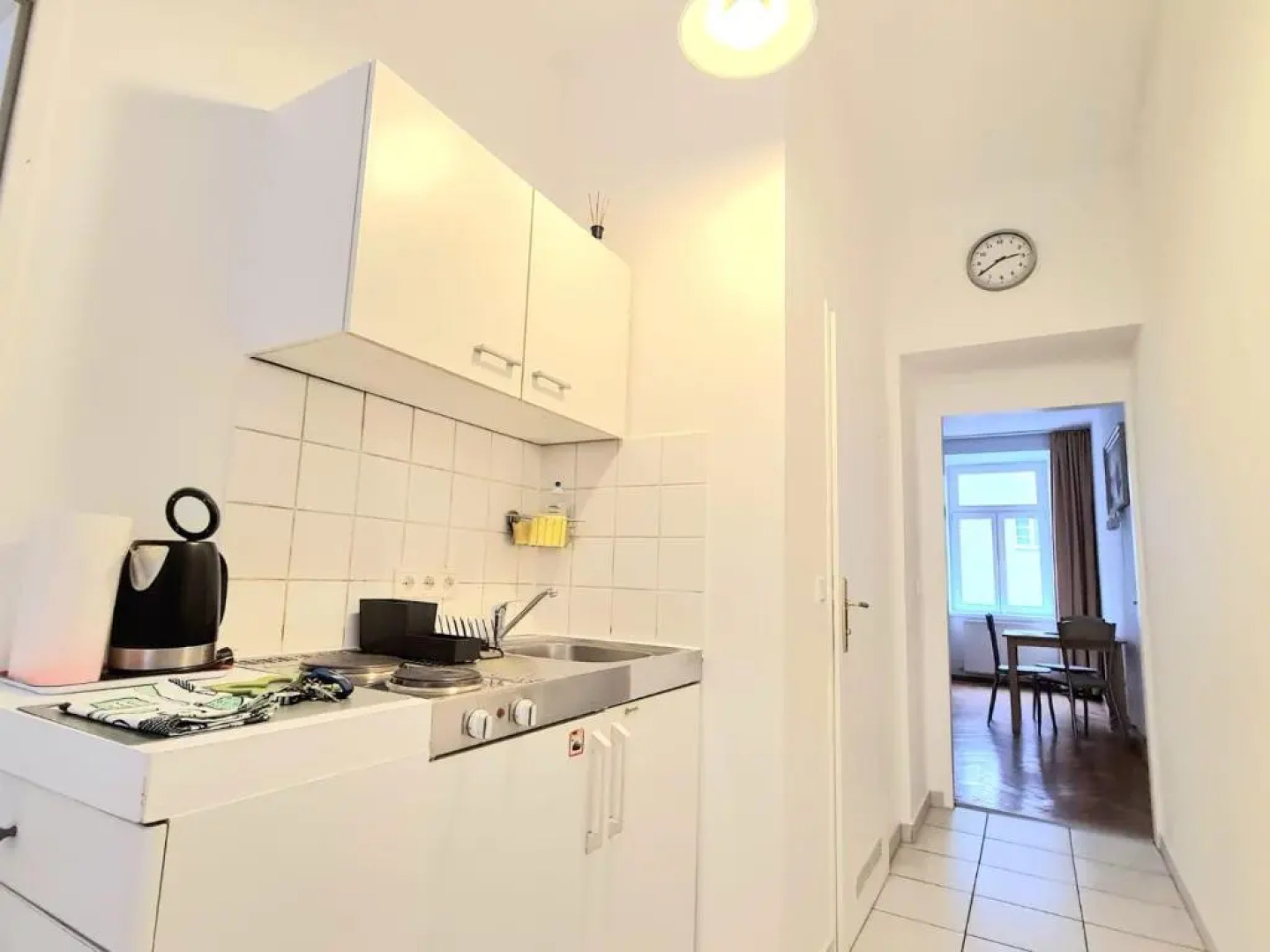 Center ! 3 Stops Away From the Center of Vienna!