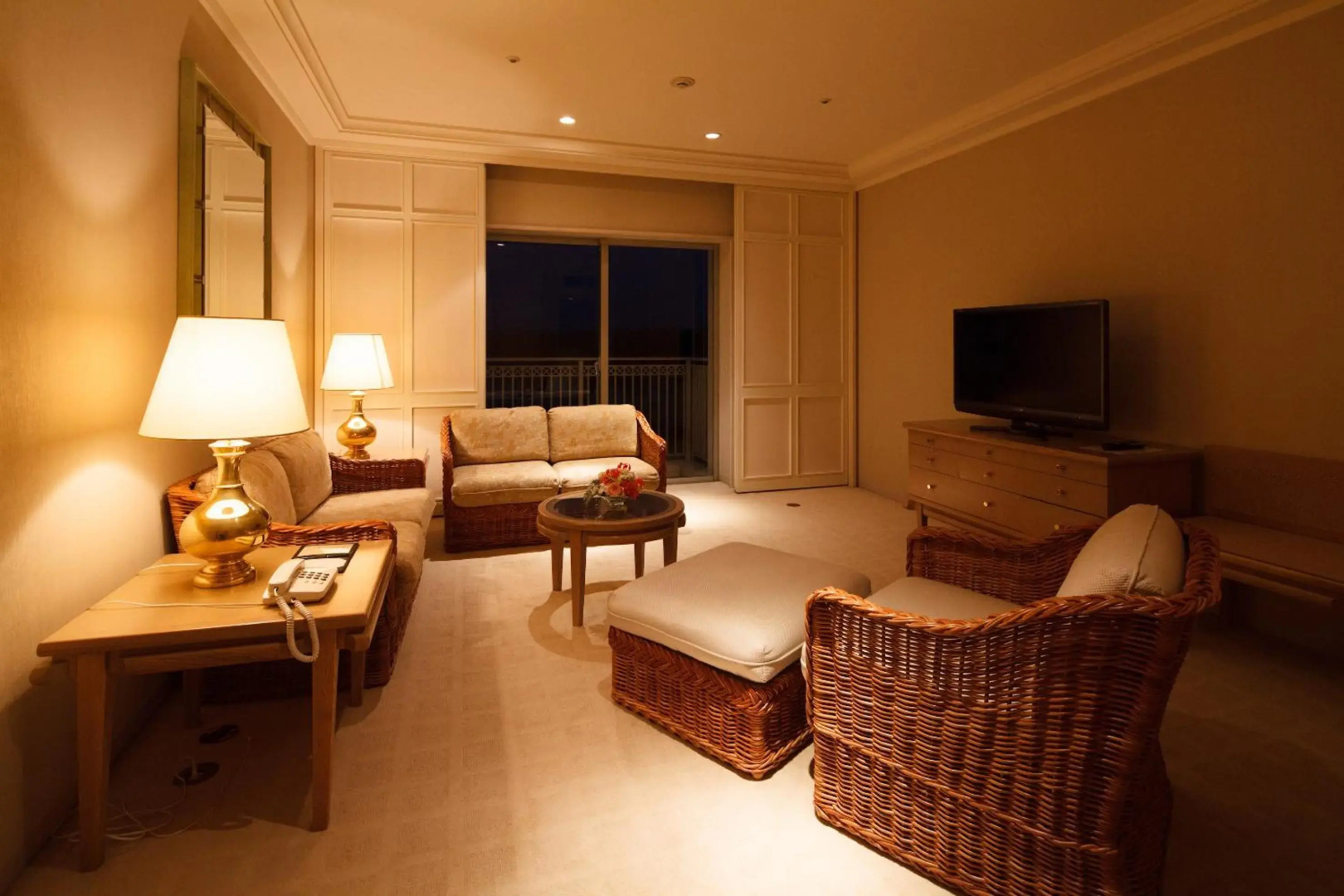 Okura Akademia Park Hotel