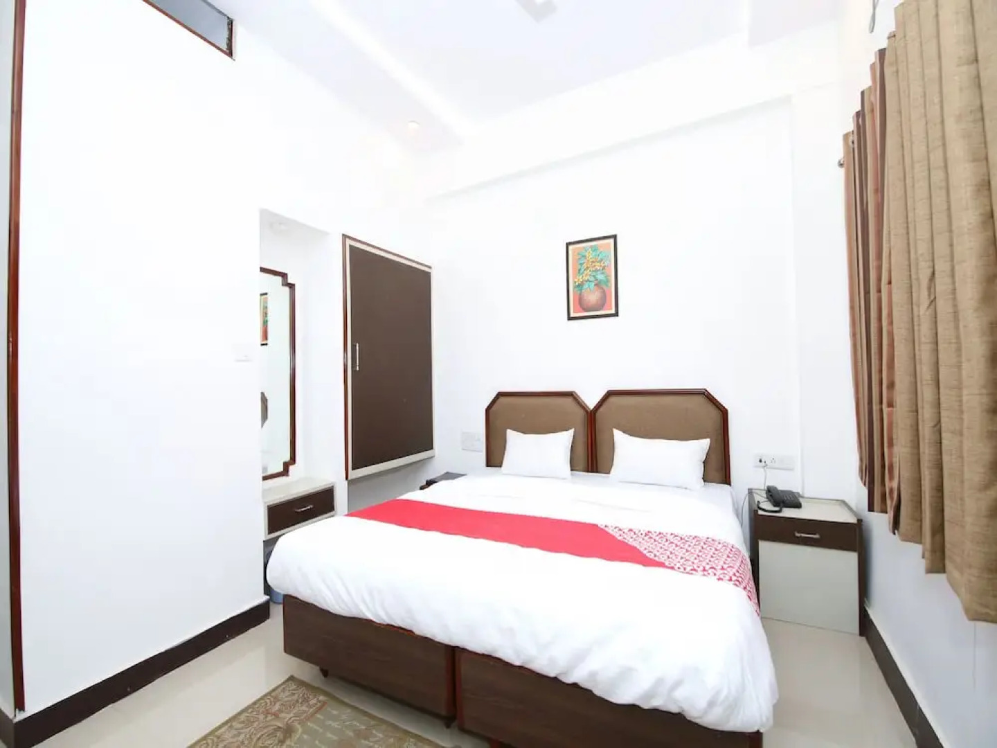 OYO 9747 Hotel Utsav