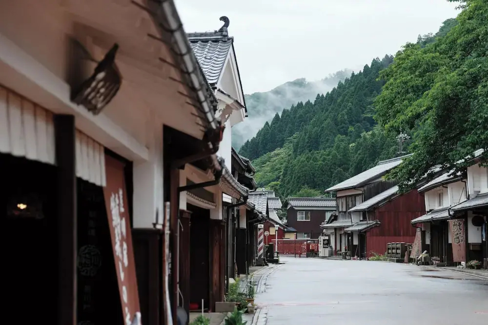 八百熊川 Yao-Kumagawa