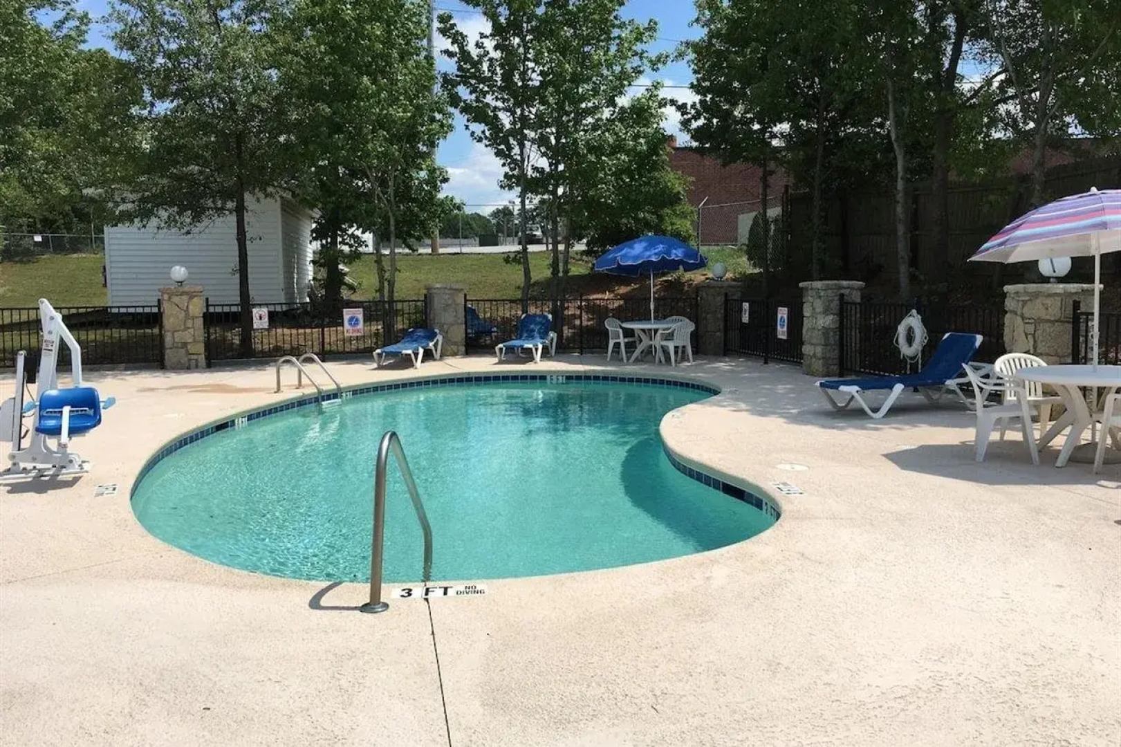 Americas Best Value Inn Conyer