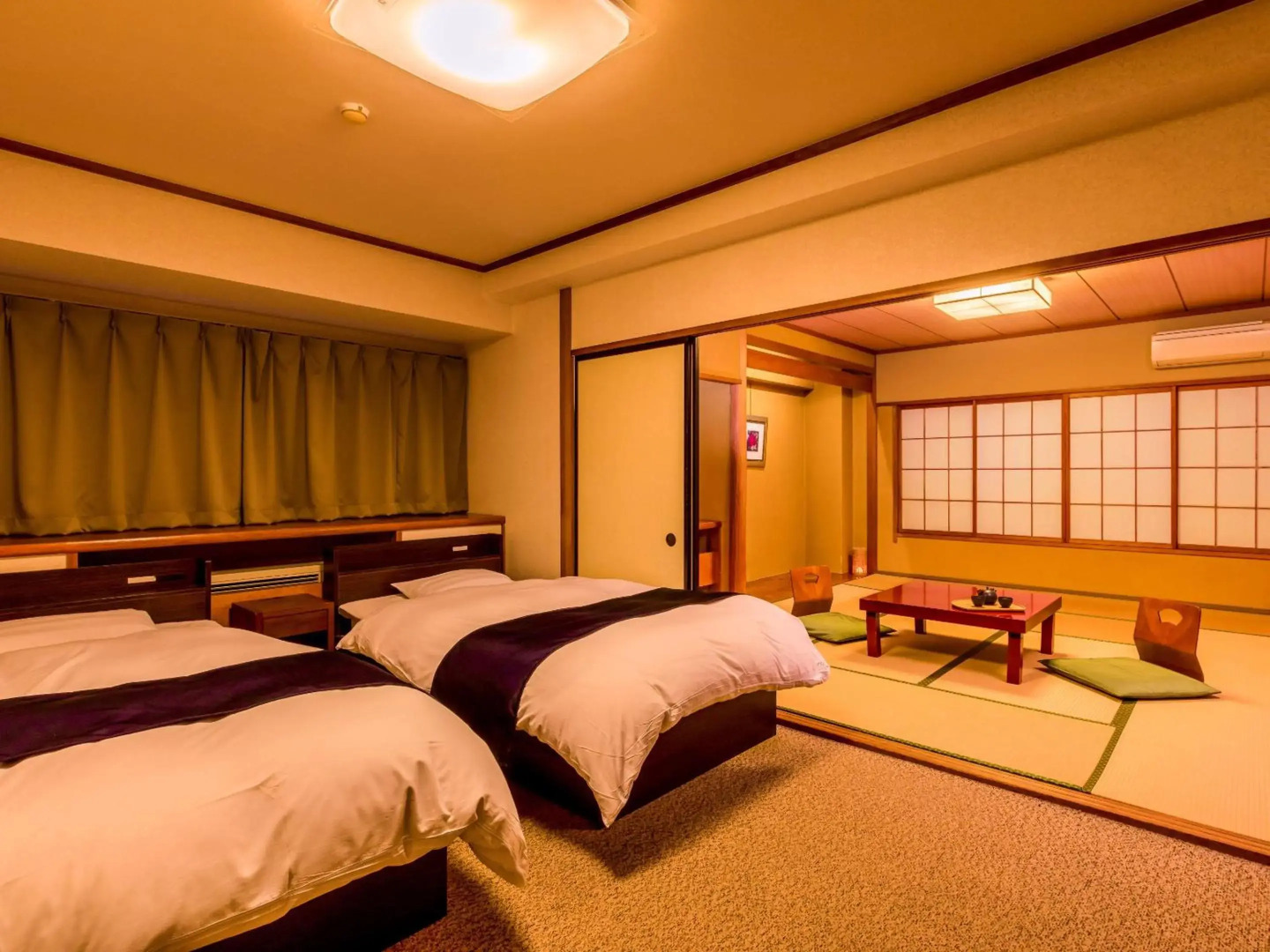 Ooedo Onsen Monogatari Premium Yamanaka Grand Hotel