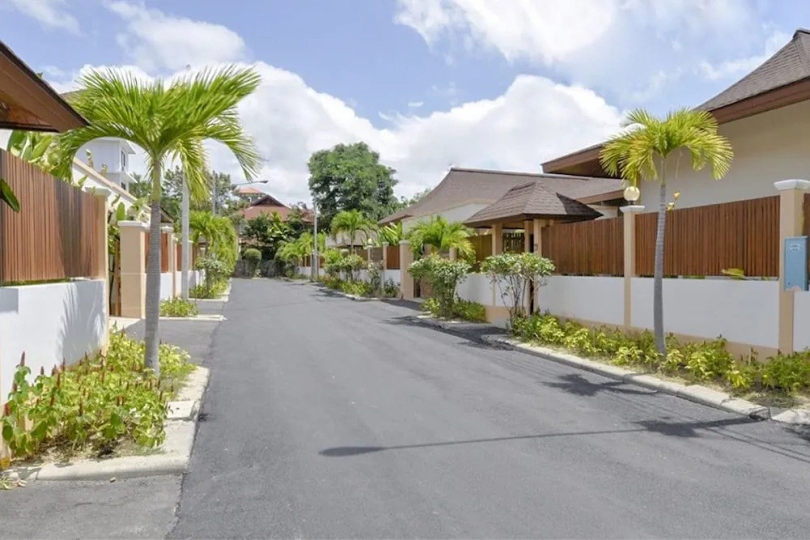 CAPITAL O847 Orchid Garden Villa