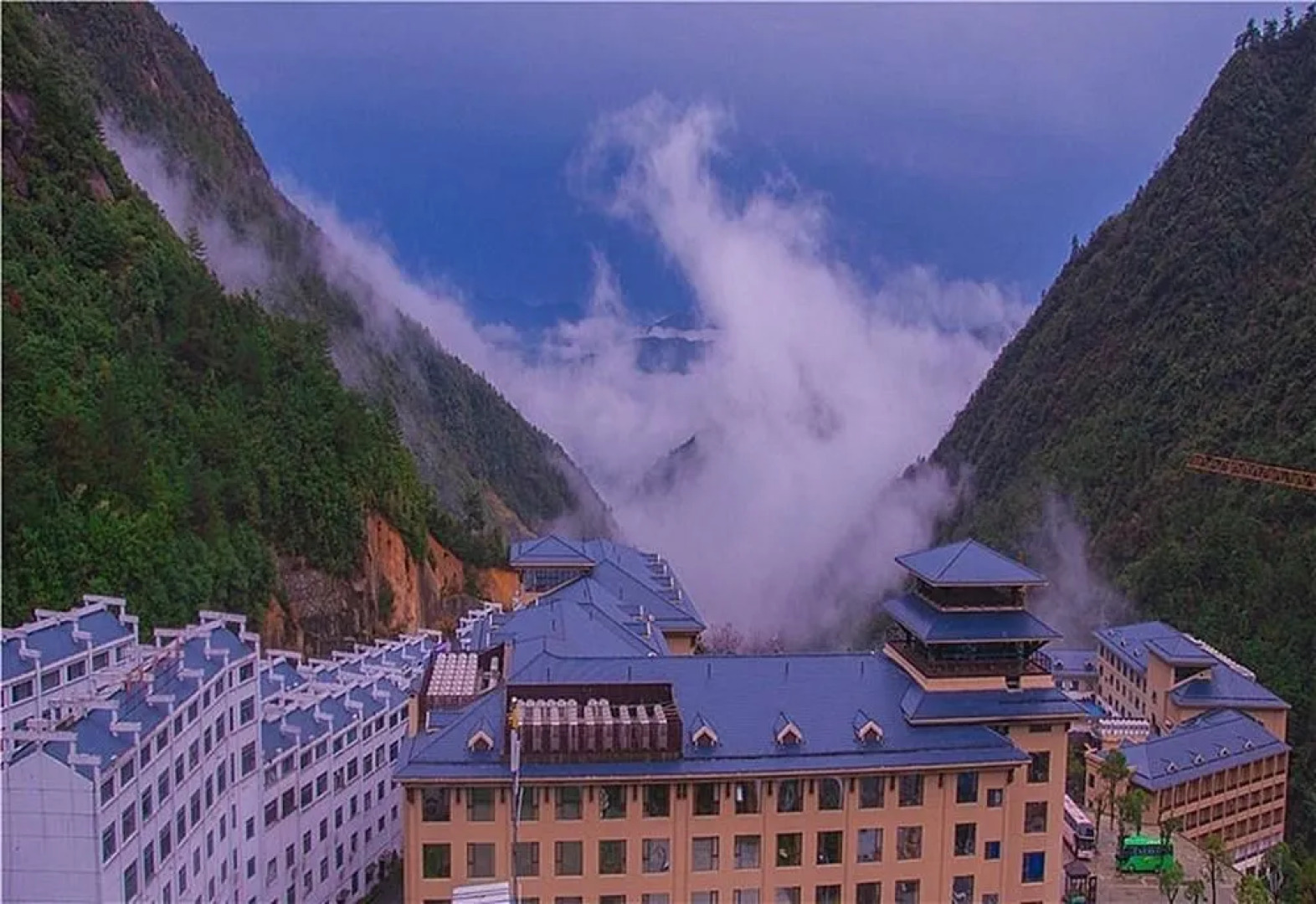 Sanqingshan International Resort
