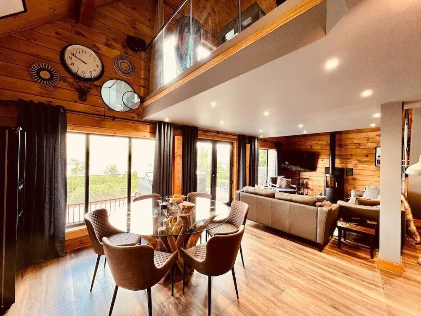 Lodges On Loch Ness