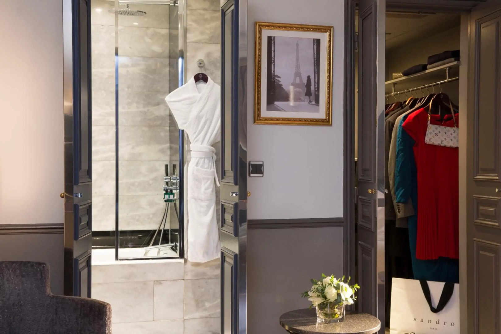 Hotel Lumen Paris Louvre