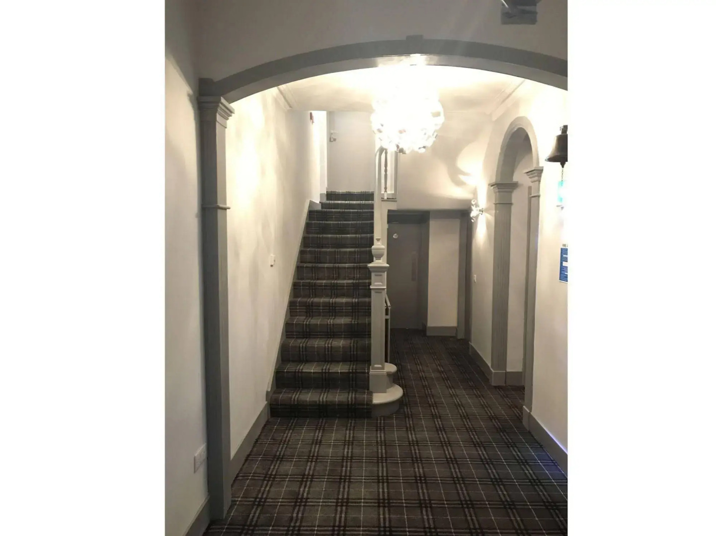 The Knowes Hotel & Restaurant