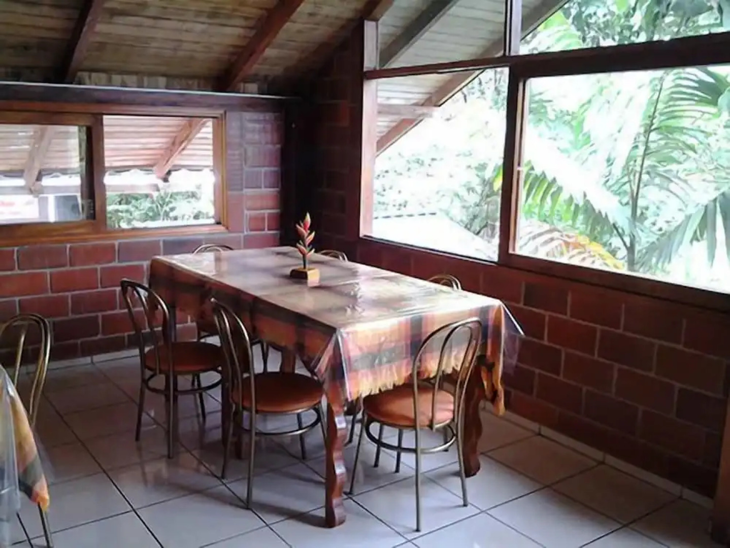 Hostería Las Heliconias