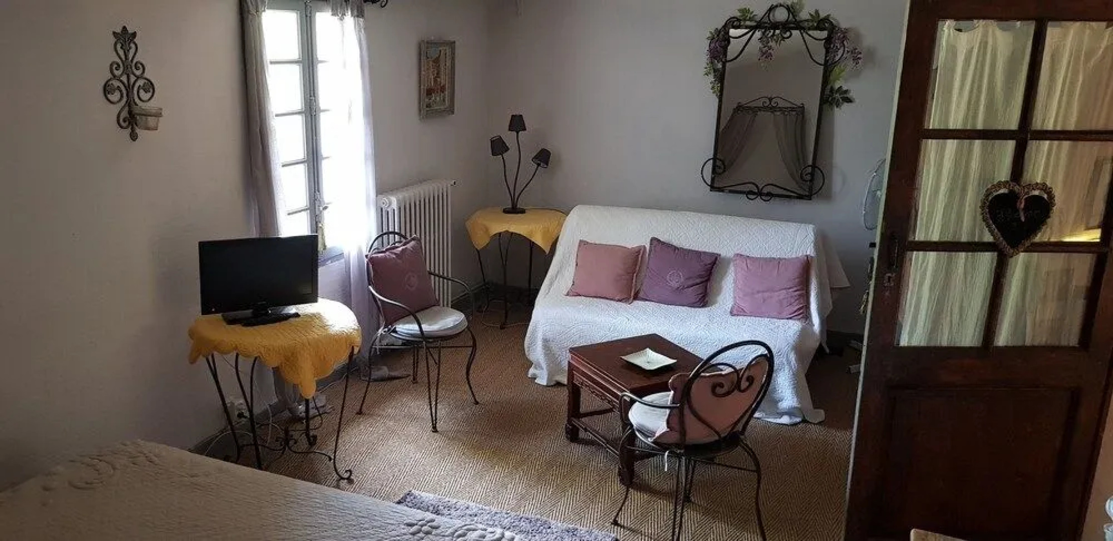 Mas Les Micocouliers