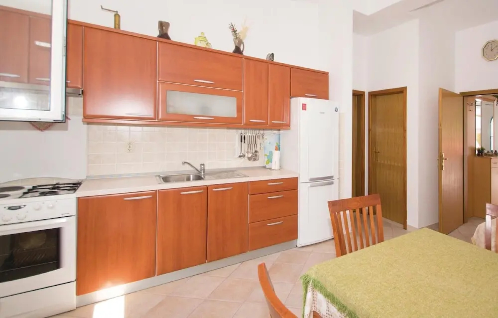 Nice Apartment in Racisce With 2 Bedrooms and Wifi