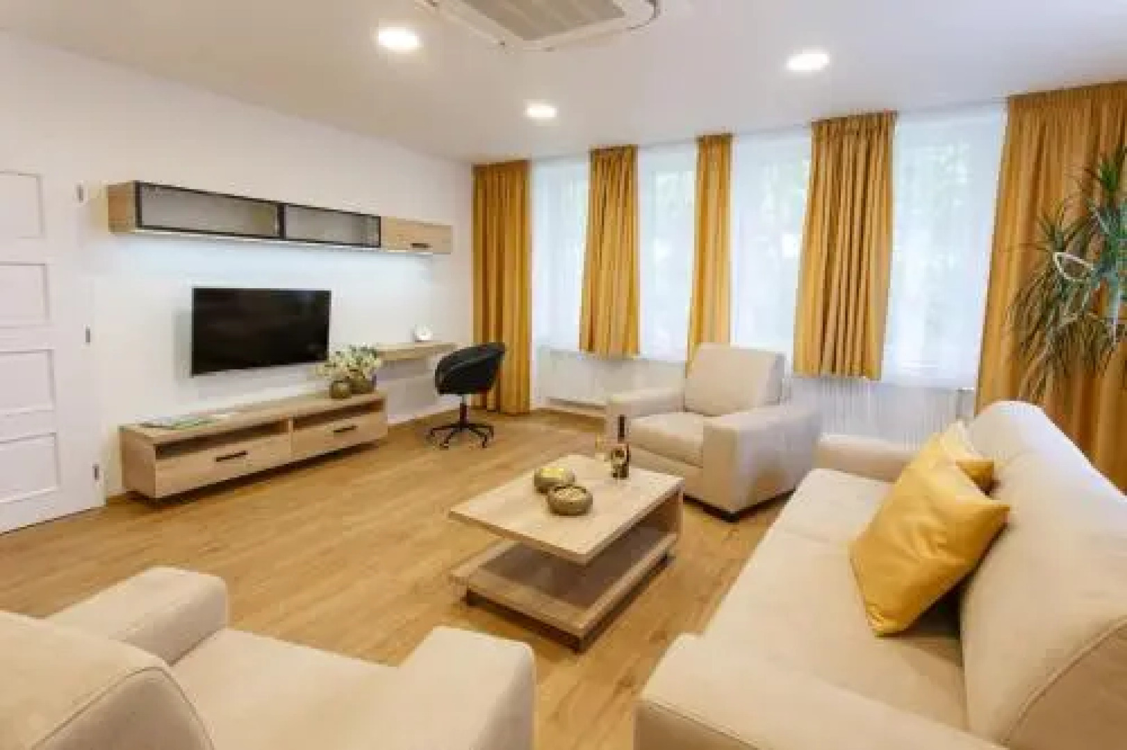 Apartments Villa Whitehouse