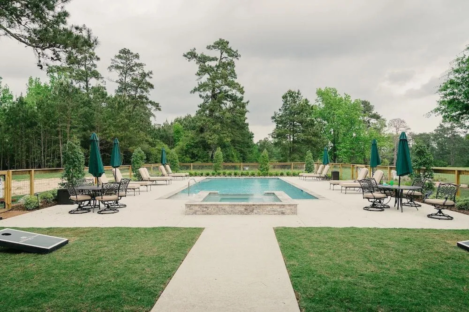 The Historic Hill House and Farm