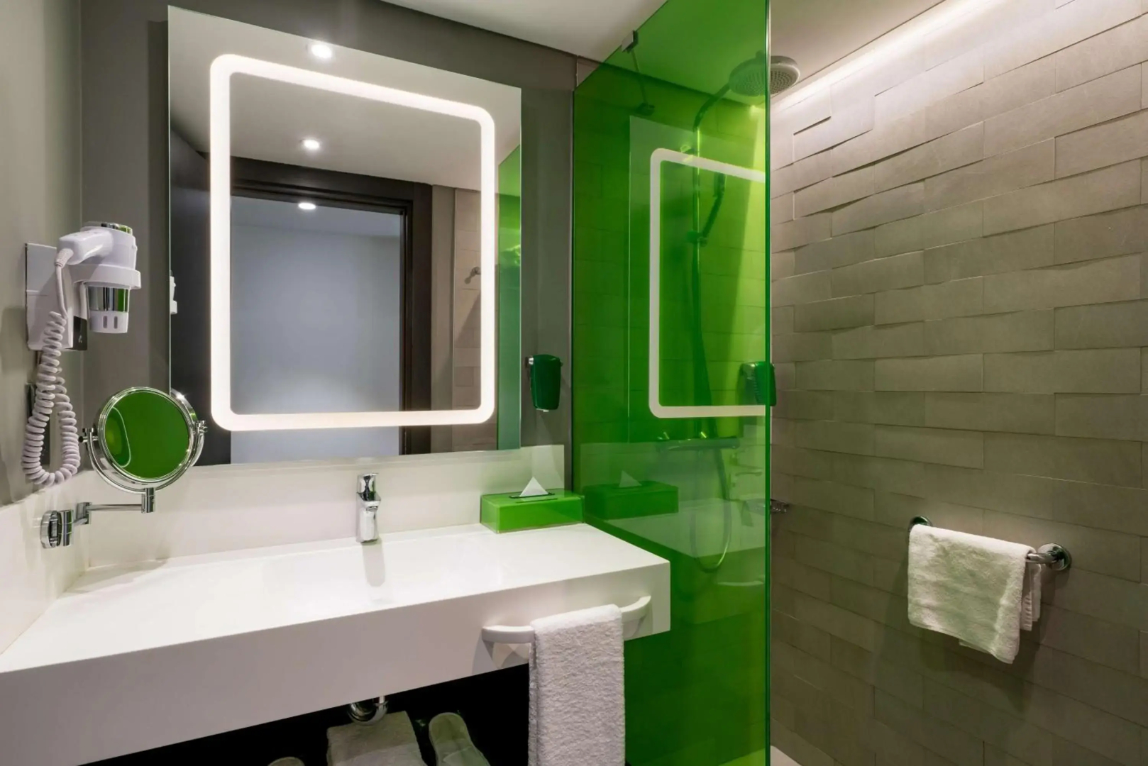 Inn Marin and Suites, an Ascend Collection Hotel