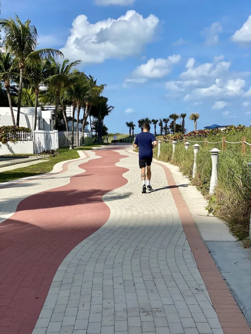 Casablanca by Suarez Condo Hotels