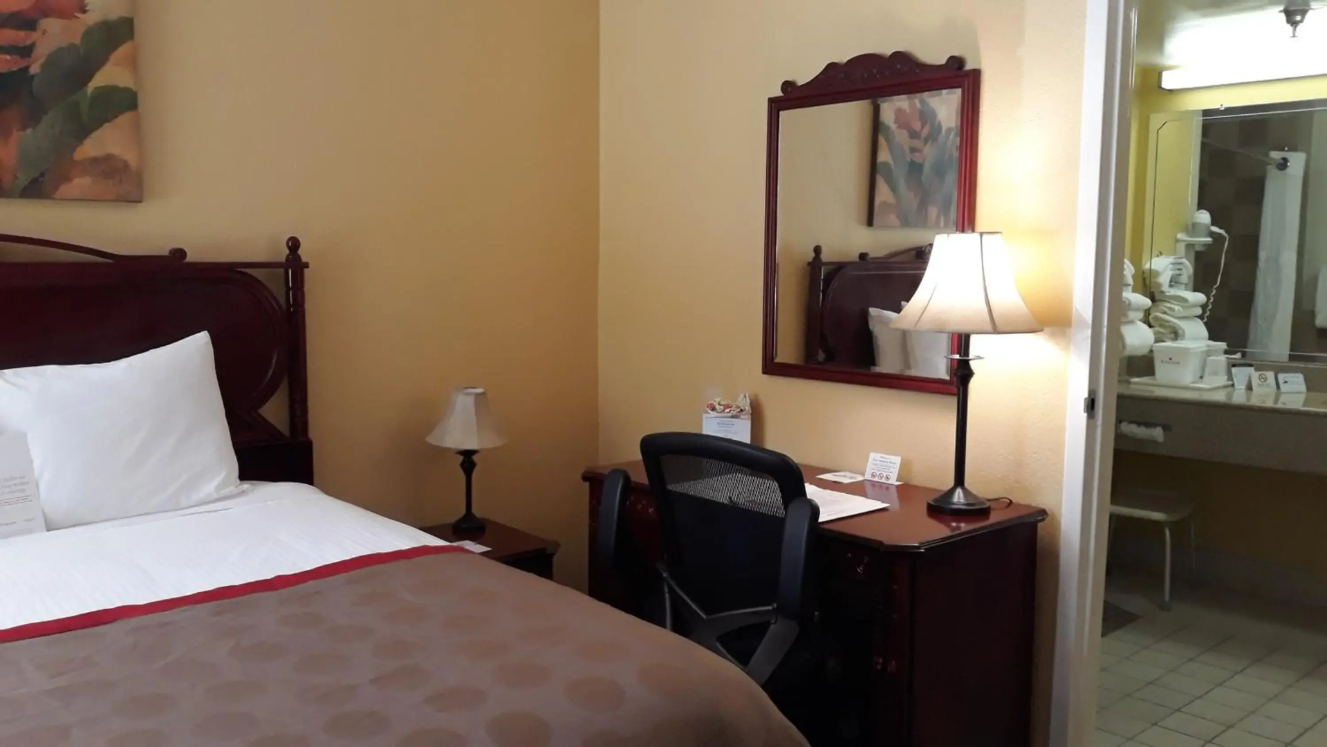 Ramada by Wyndham Temple Terrace/Tampa North