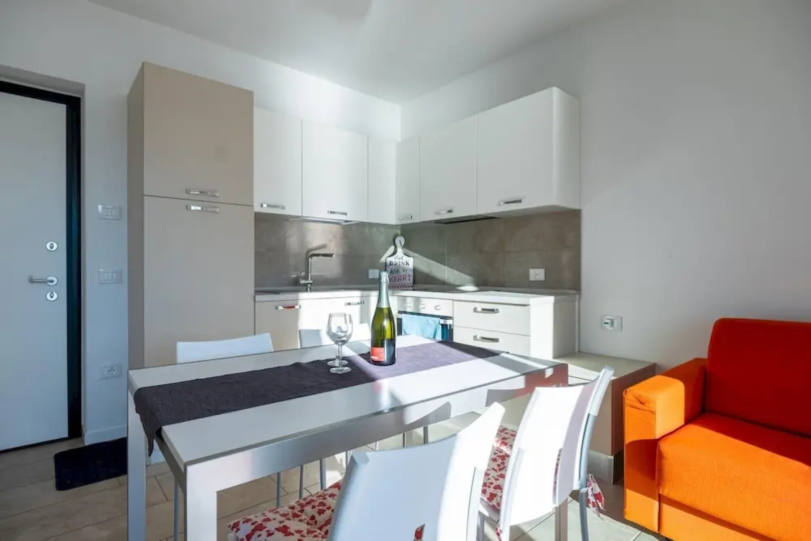 Dali in Spiglia With 2 Bedrooms and 1 Bathrooms