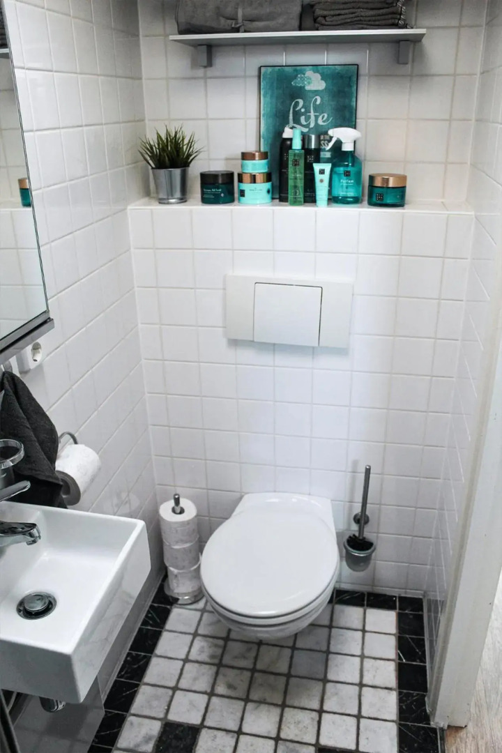 Luxe woonboot unieke locatie Friesland Âlde Feanen