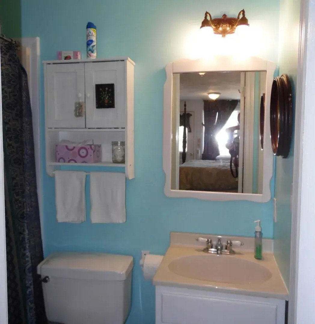 The Queen Anne House Bed and Breakfast