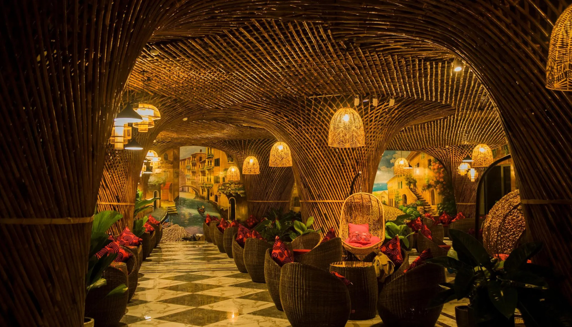 Minh Phu Diamond Palace hotel