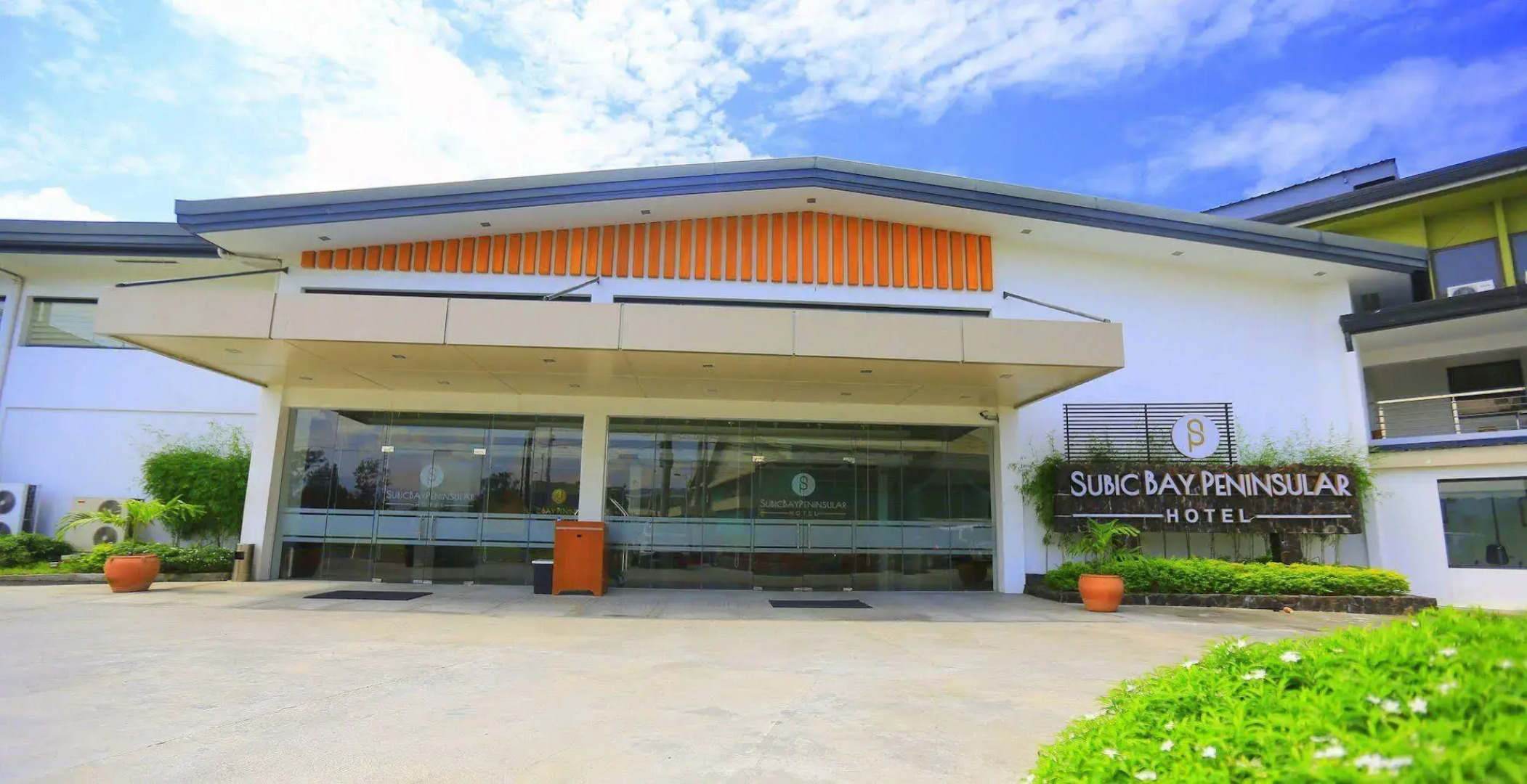 Subic Bay Peninsular Hotel