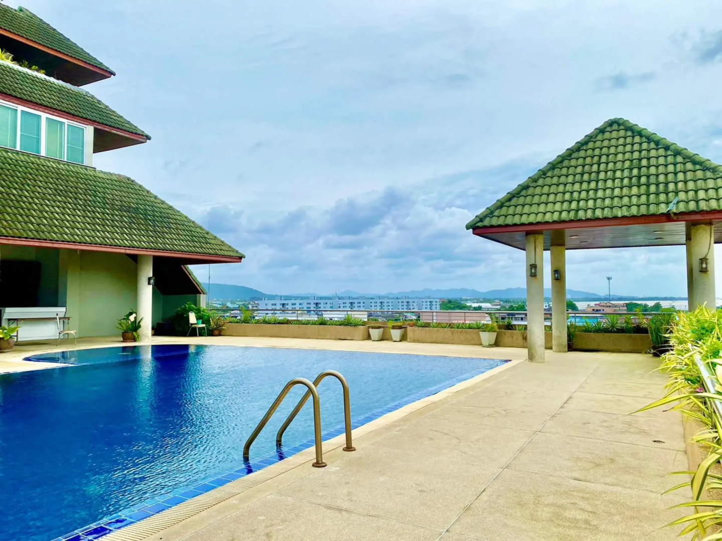 Green World Palace Hotel