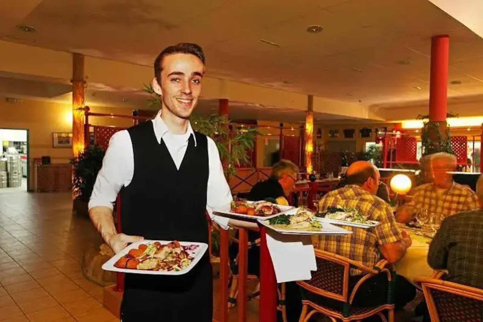 Sporthotel Neuruppin - Apartmenthaus mit Ferienwohnungen