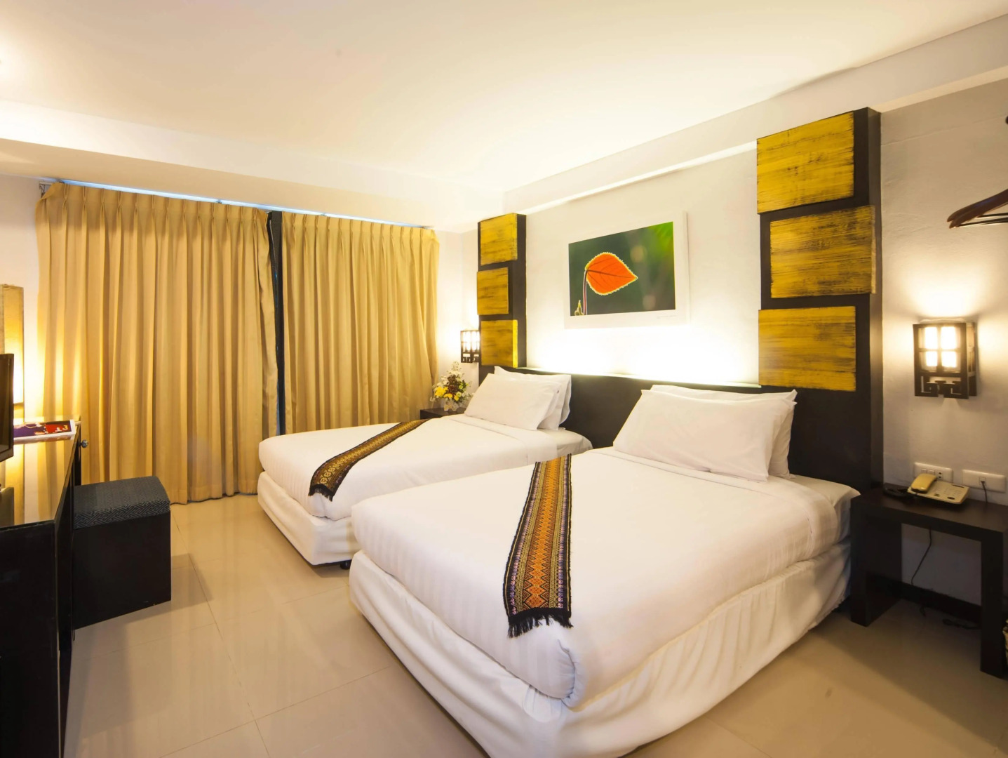 Crystal Inn Phuket