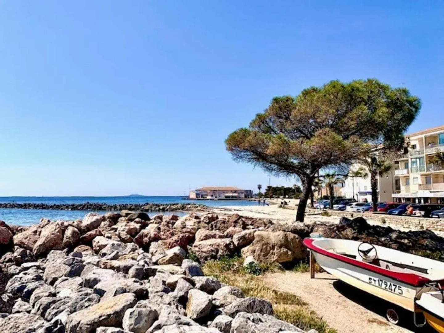 Appartement Mèze, 3 pièces, 4 personnes - FR-1-604-2