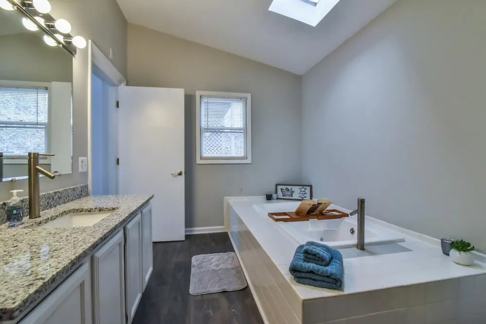 Mountain Retreat Hot Tub Asheville