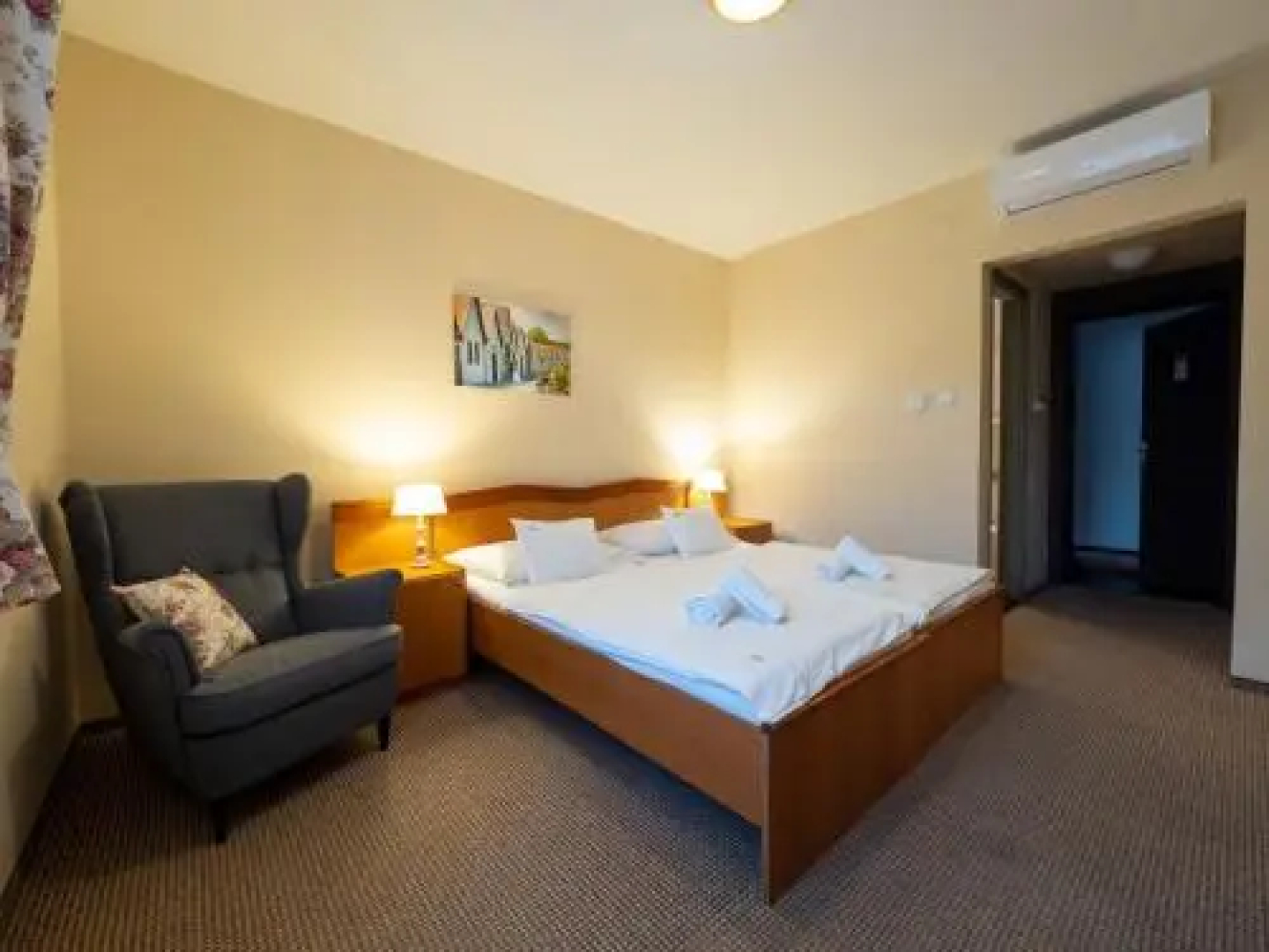 Hotel Cabernet