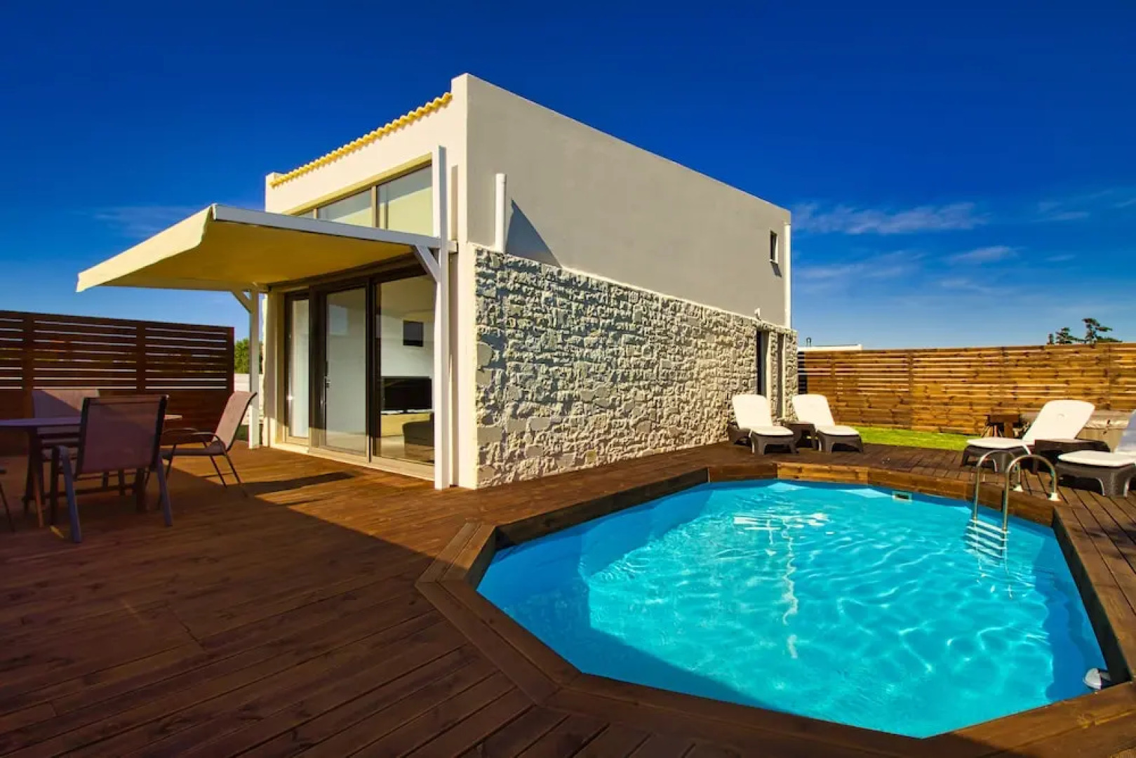 Cocoon Coral Villa-1km From Maleme Beach