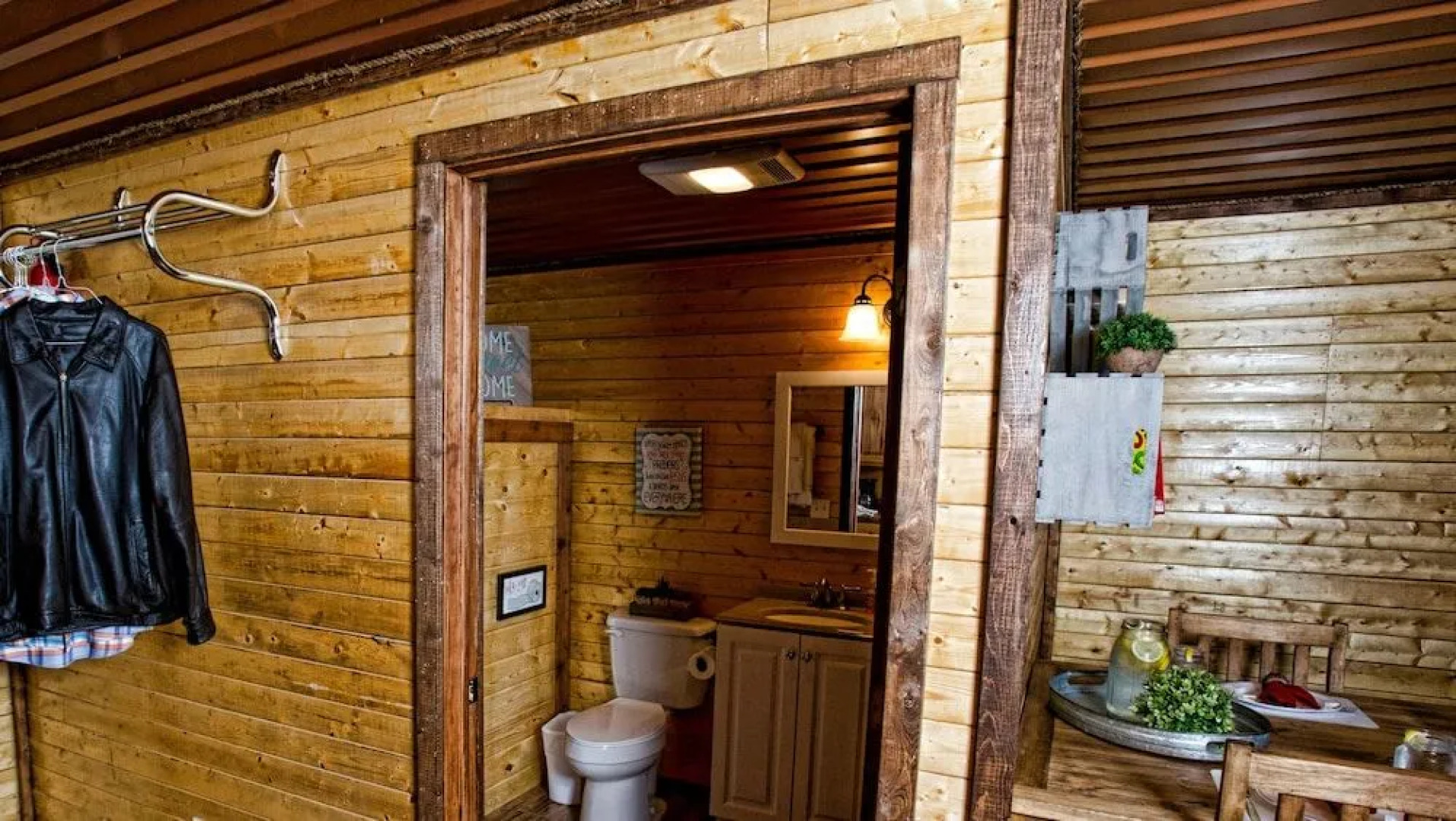 Stateline Cabins & RV