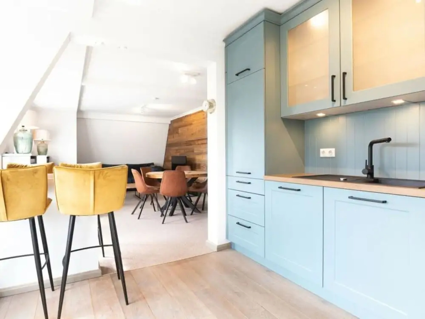 Penthuus Modern Retreat