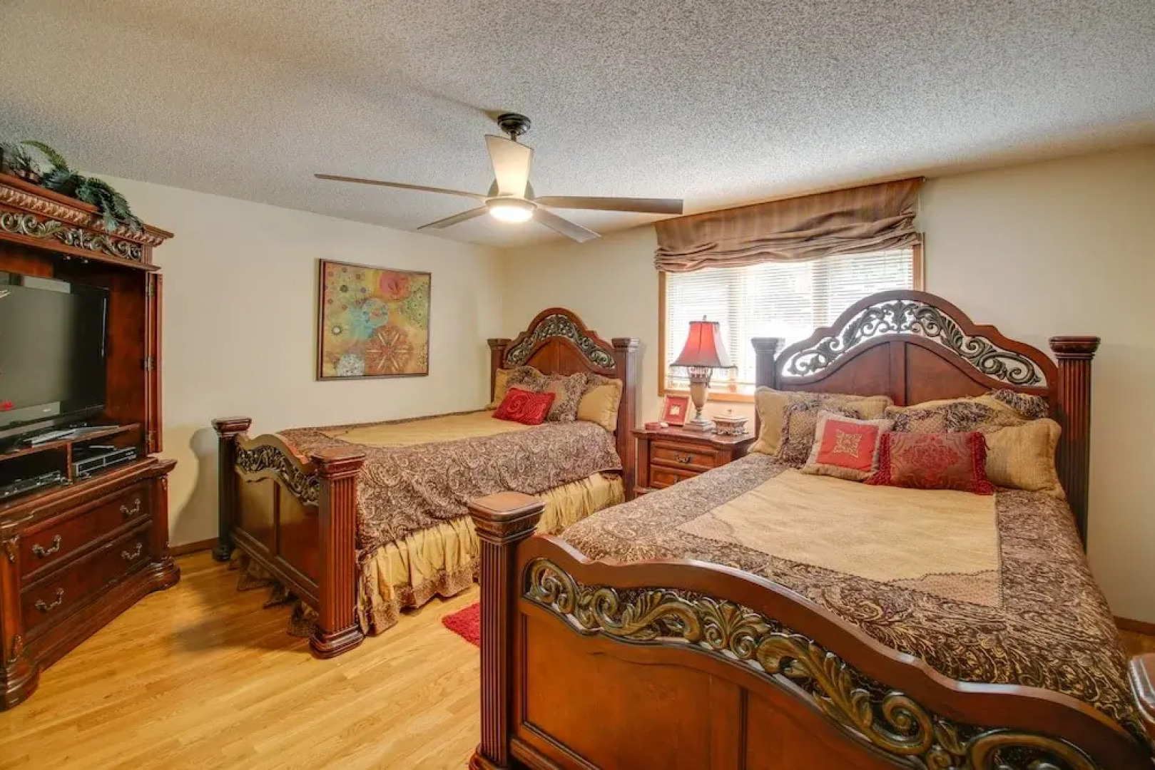 Lake Ouachita Vacation Rental w/ Community Pool