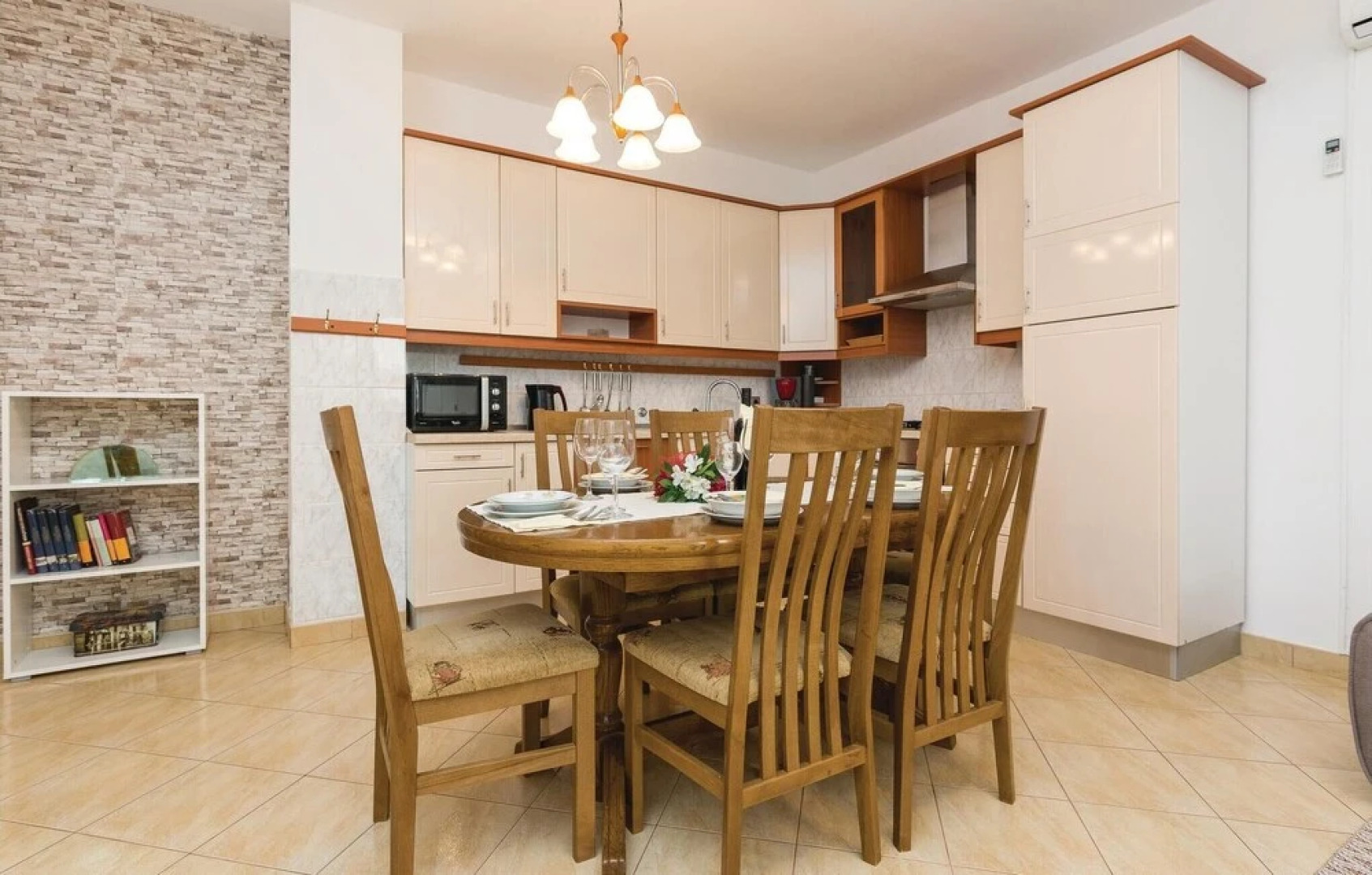 Nice Home in Vrsi With Wifi and 3 Bedrooms