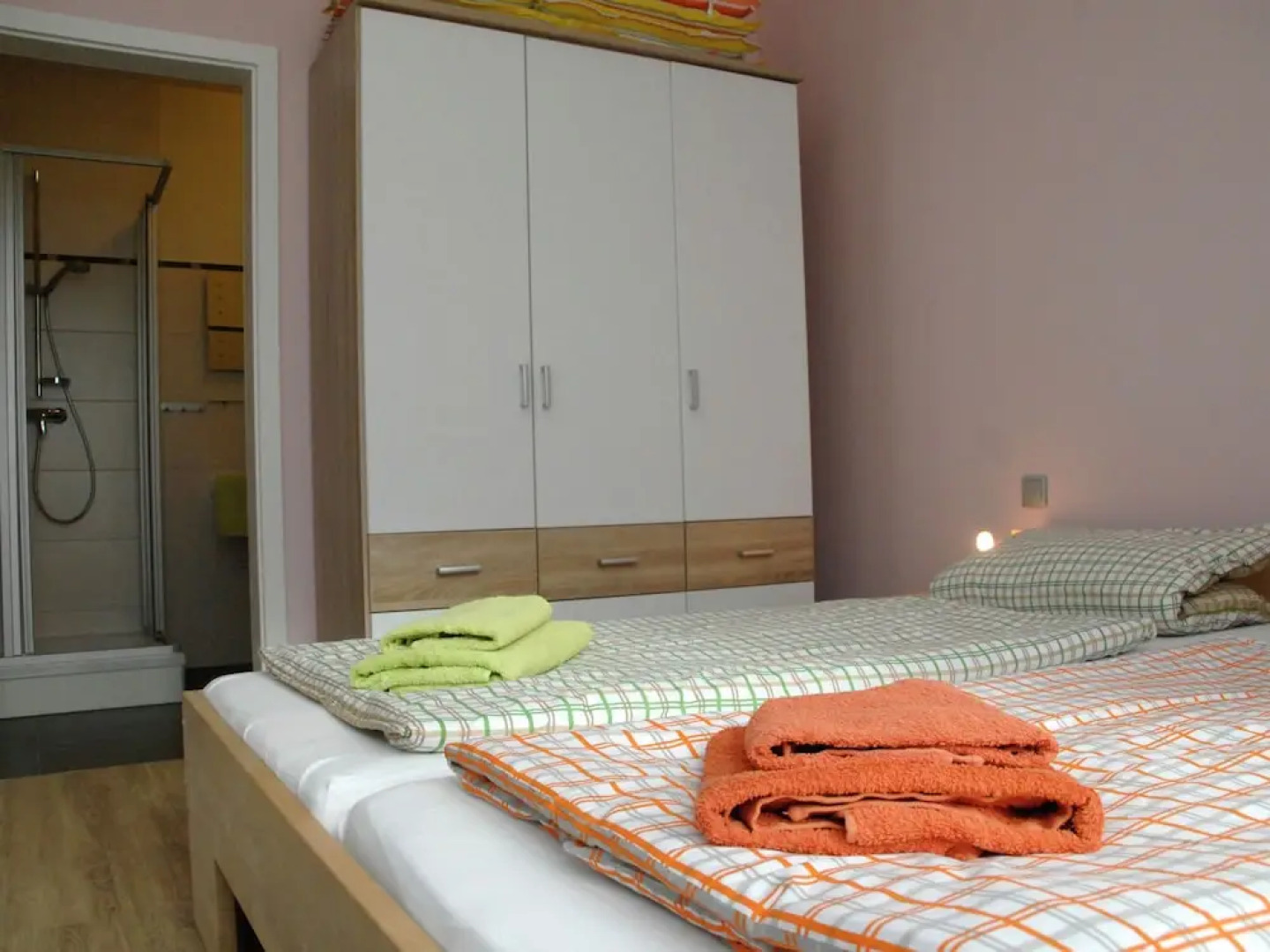 Spacious Apartment in Pepelow near Sea