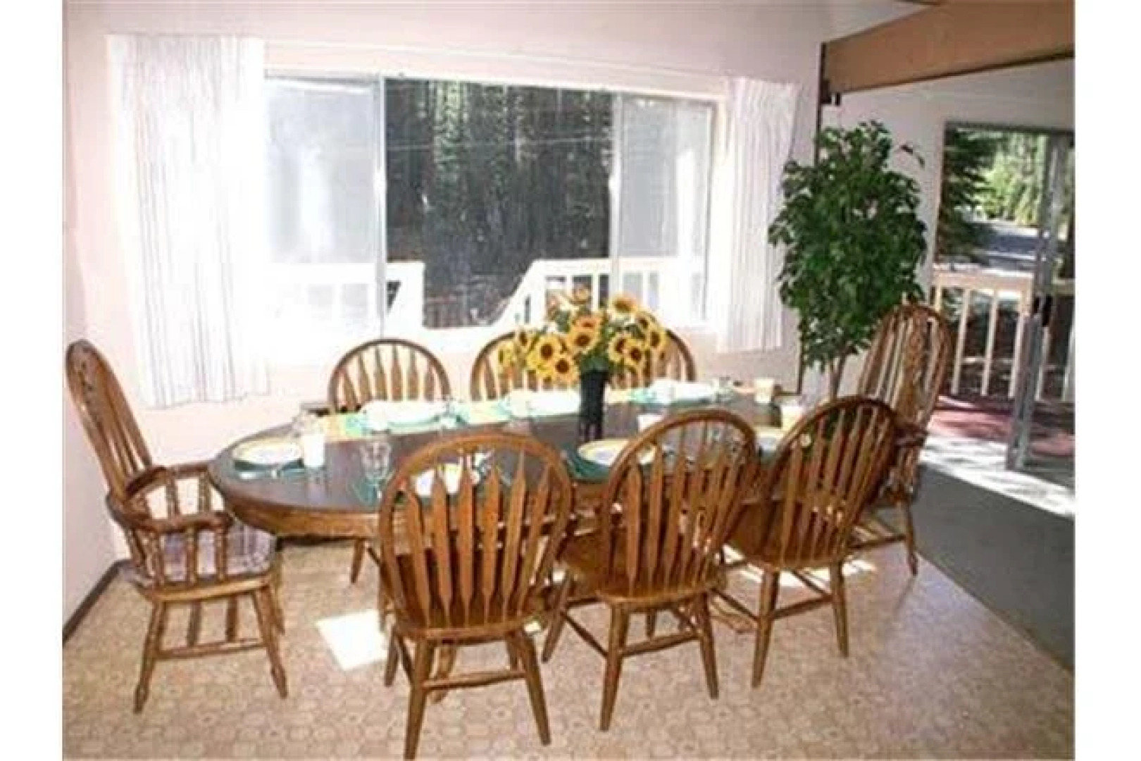 2233 Mewuk Drive Holiday Home