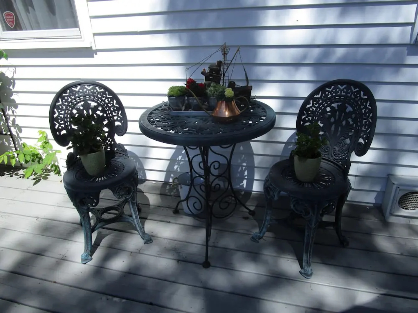 Sir Isaac Brock B&B Luxury Suites