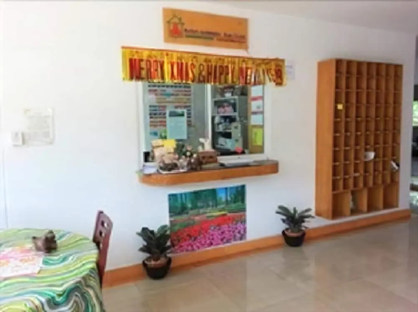 Suchart Leelawadee Home