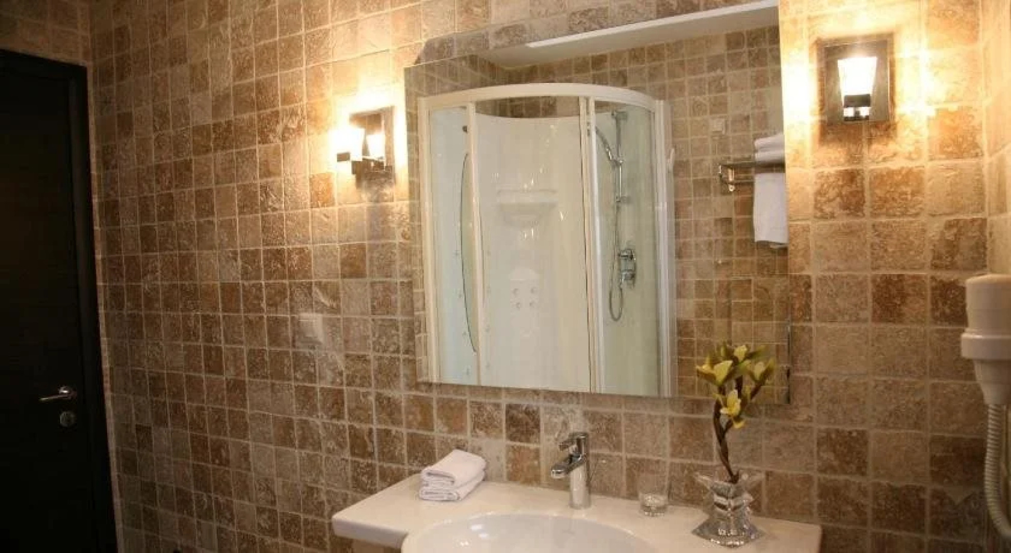 Diamond River Resort & Spa