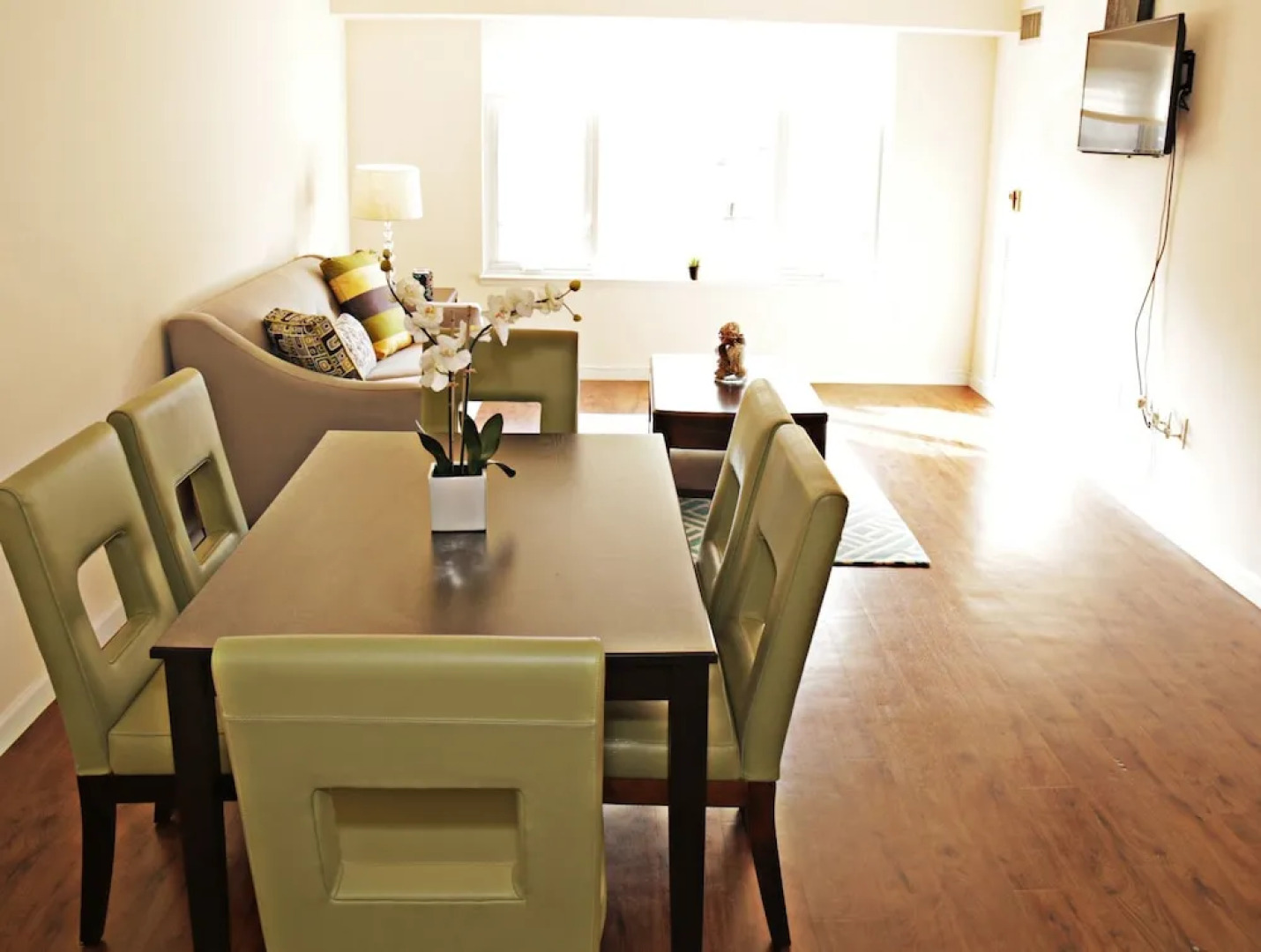 BellaView Suites at CityPlace