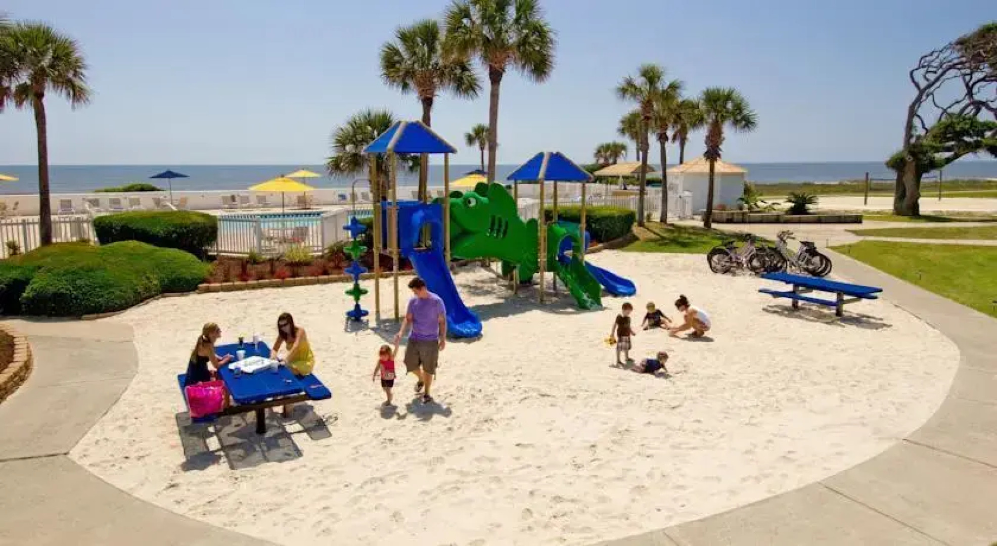 Oceanside Inn & Suites