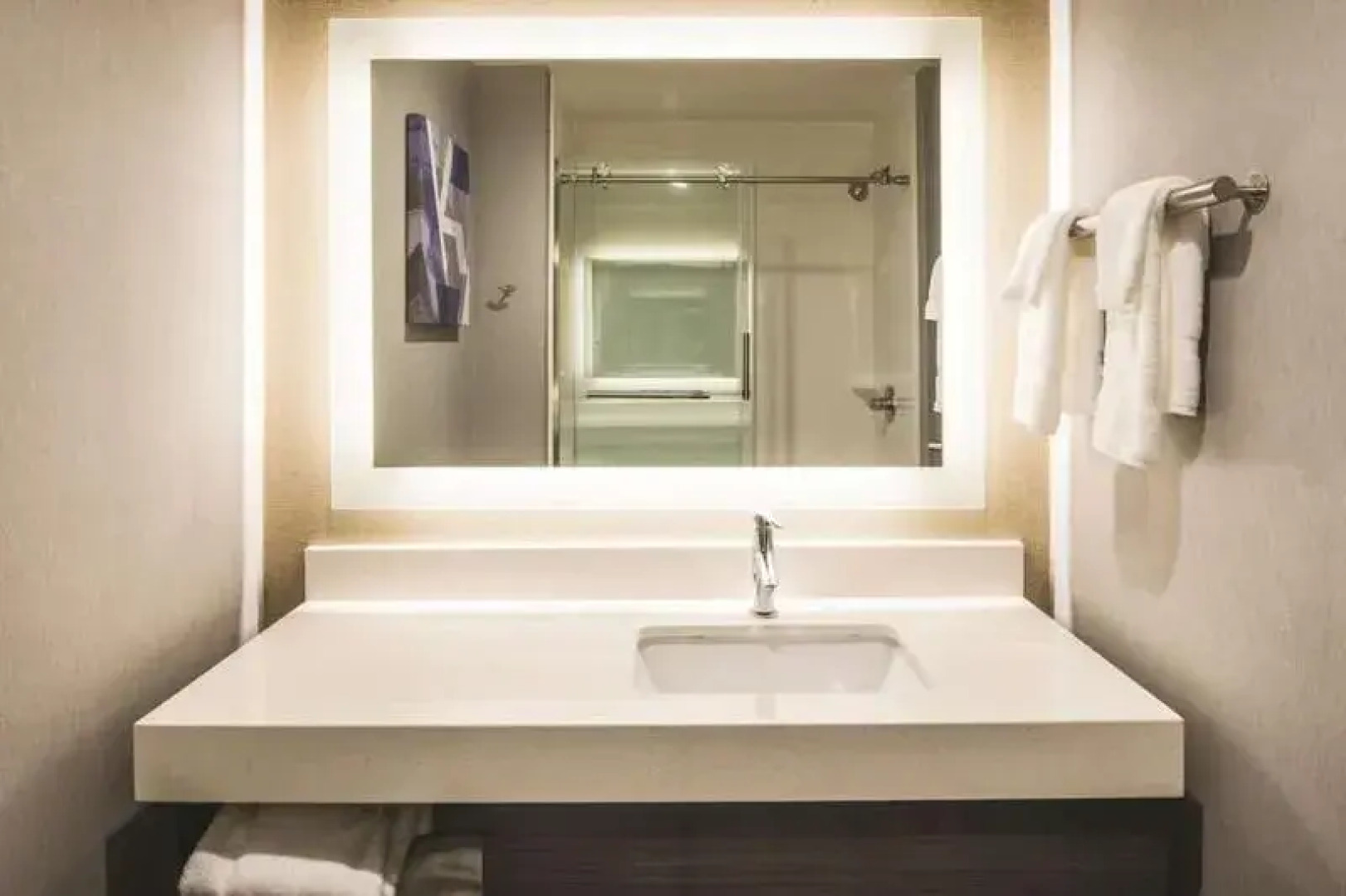 La Quinta Inn & Suites by Wyndham McDonough