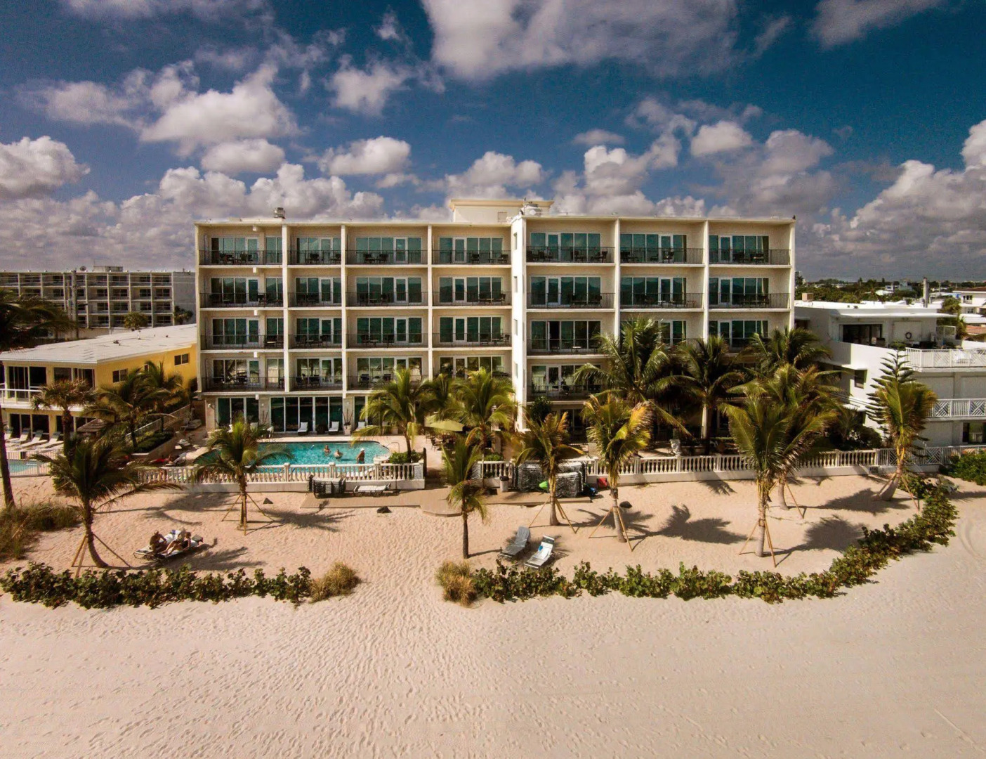 The Sea Lord Hotel & Suites (Adults Only)