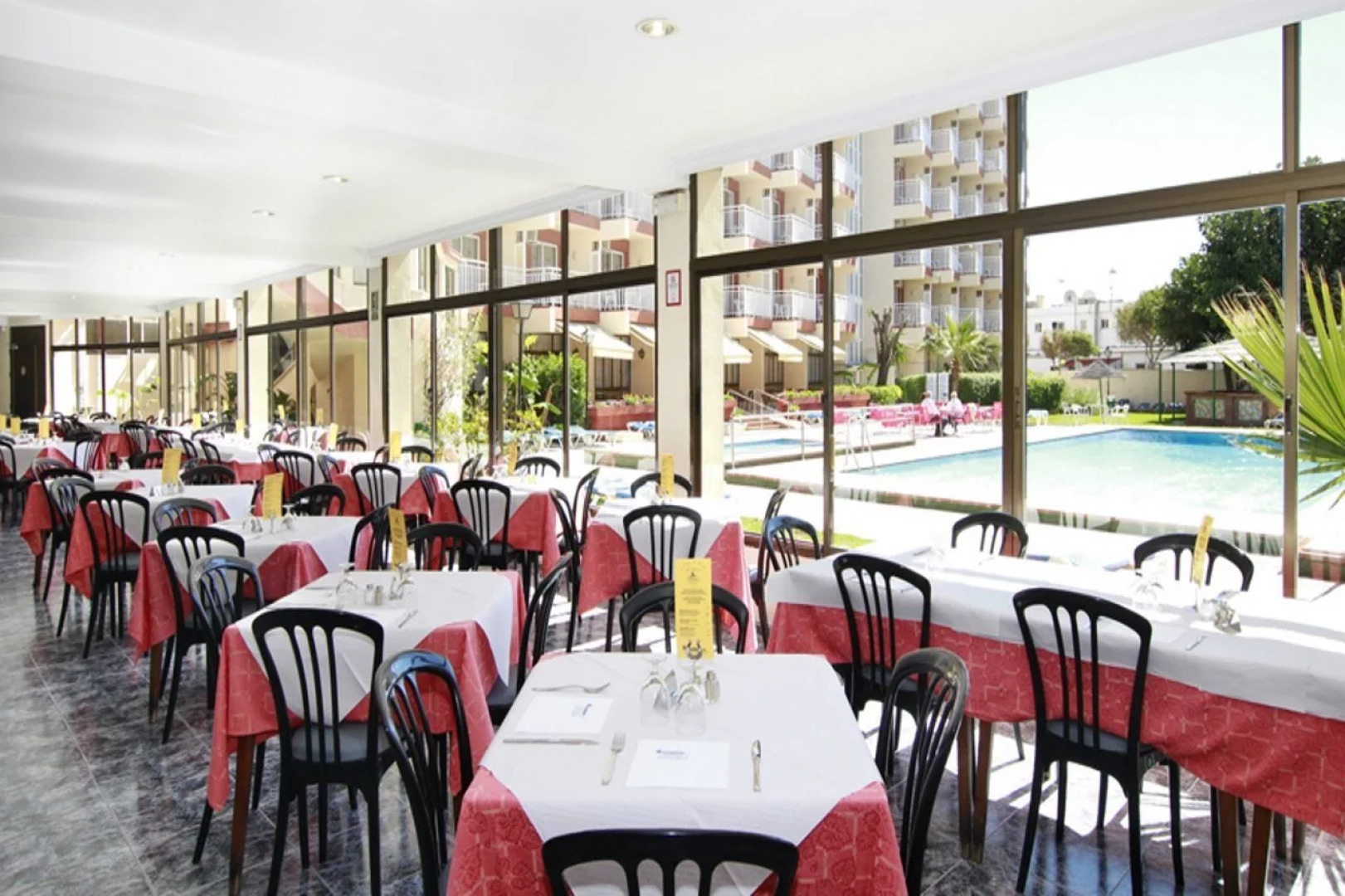 MedPlaya Hotel Alba Beach