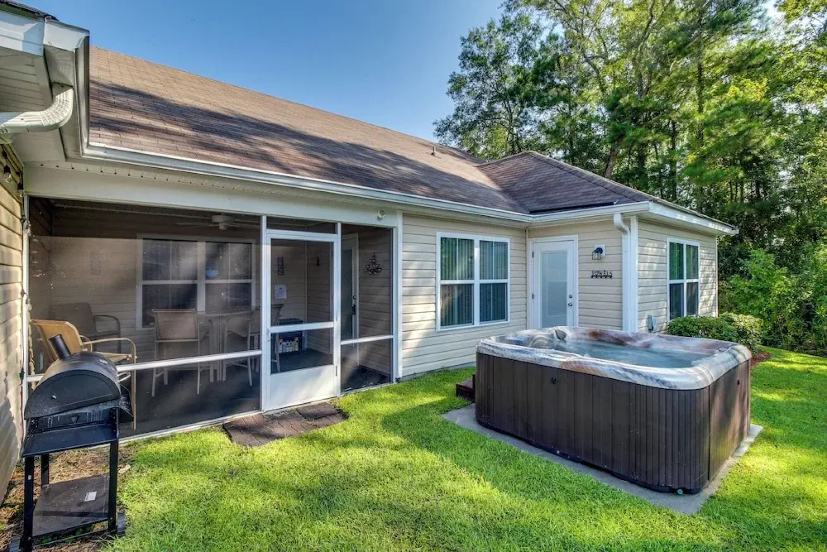 Screened Patio: Rincon Home, 18 Mi to Savannah!
